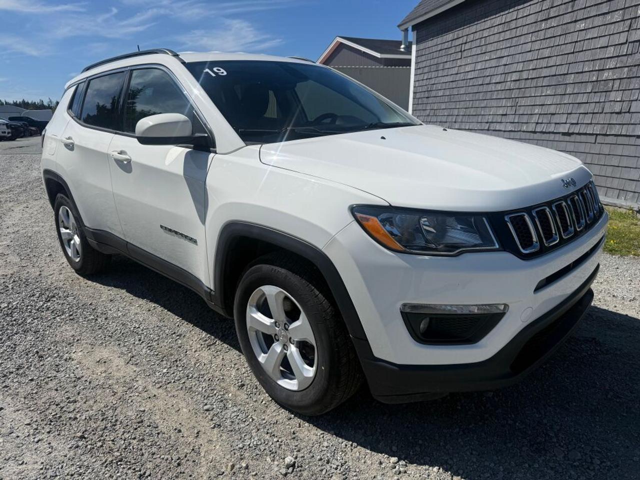 2019 Jeep Compass Latitude Photo