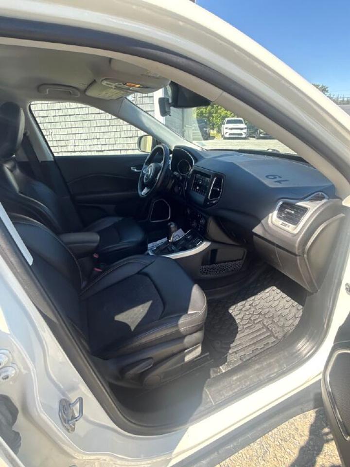 2019 Jeep Compass Latitude Photo