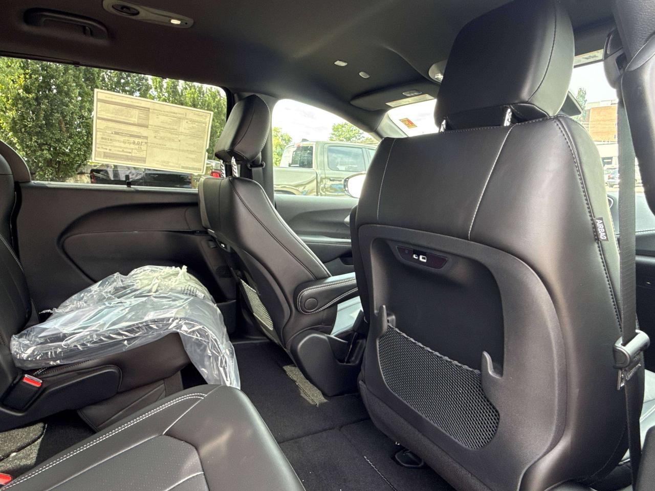 2027 Chrysler Pacifica Select FWD Photo