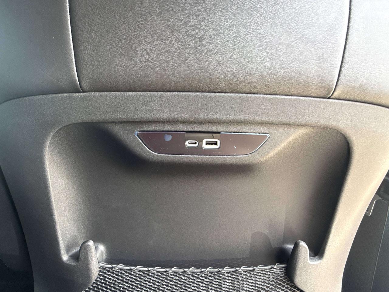 2027 Chrysler Pacifica Select FWD Photo