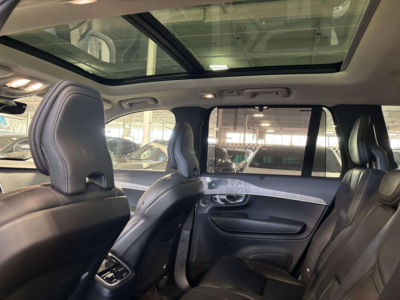 2024 Volvo XC90 Ultimate|B6AWD|BRIGHT THEME|LOADED|7PASS|NAV|HUD|+ Photo