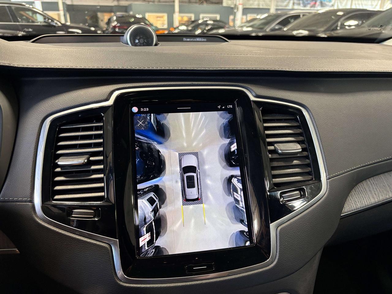 2024 Volvo XC90 Ultimate|B6AWD|BRIGHT THEME|LOADED|7PASS|NAV|HUD|+ Photo