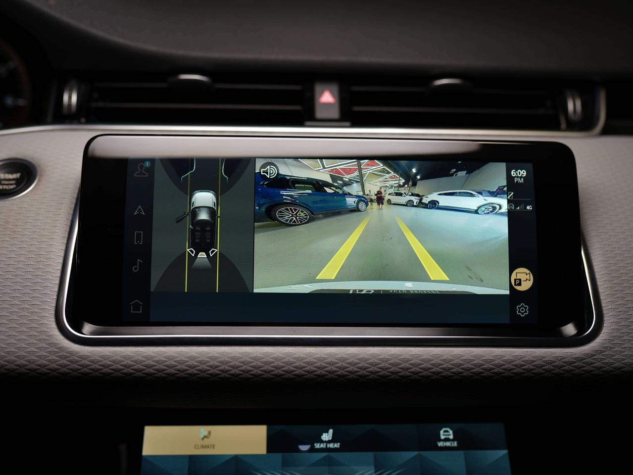 2022 Land Rover Evoque S | P250 | MERIDIAN | PANO Photo