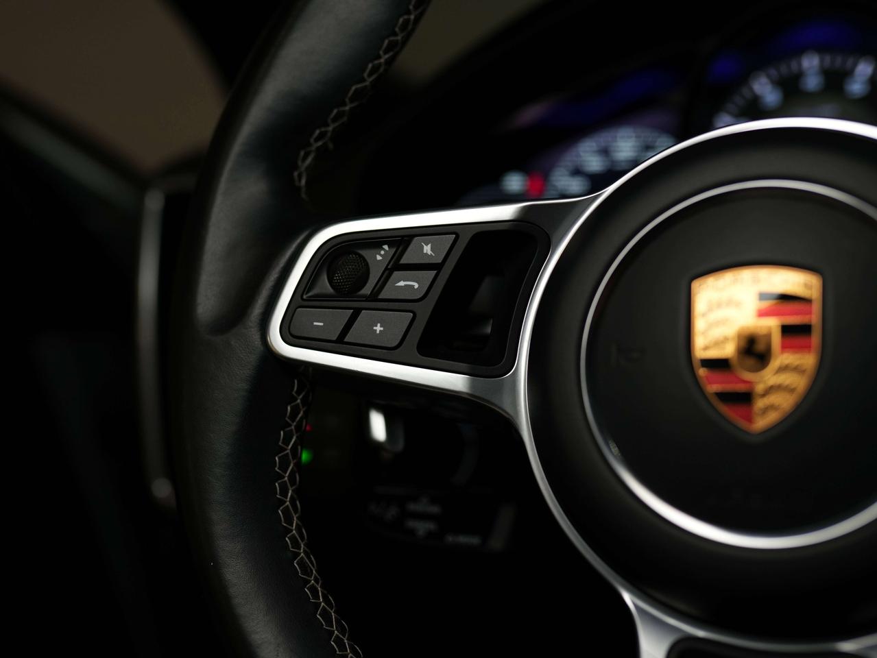 2023 Porsche Cayenne PREMIUM PKG | PANO | 21 IN Photo