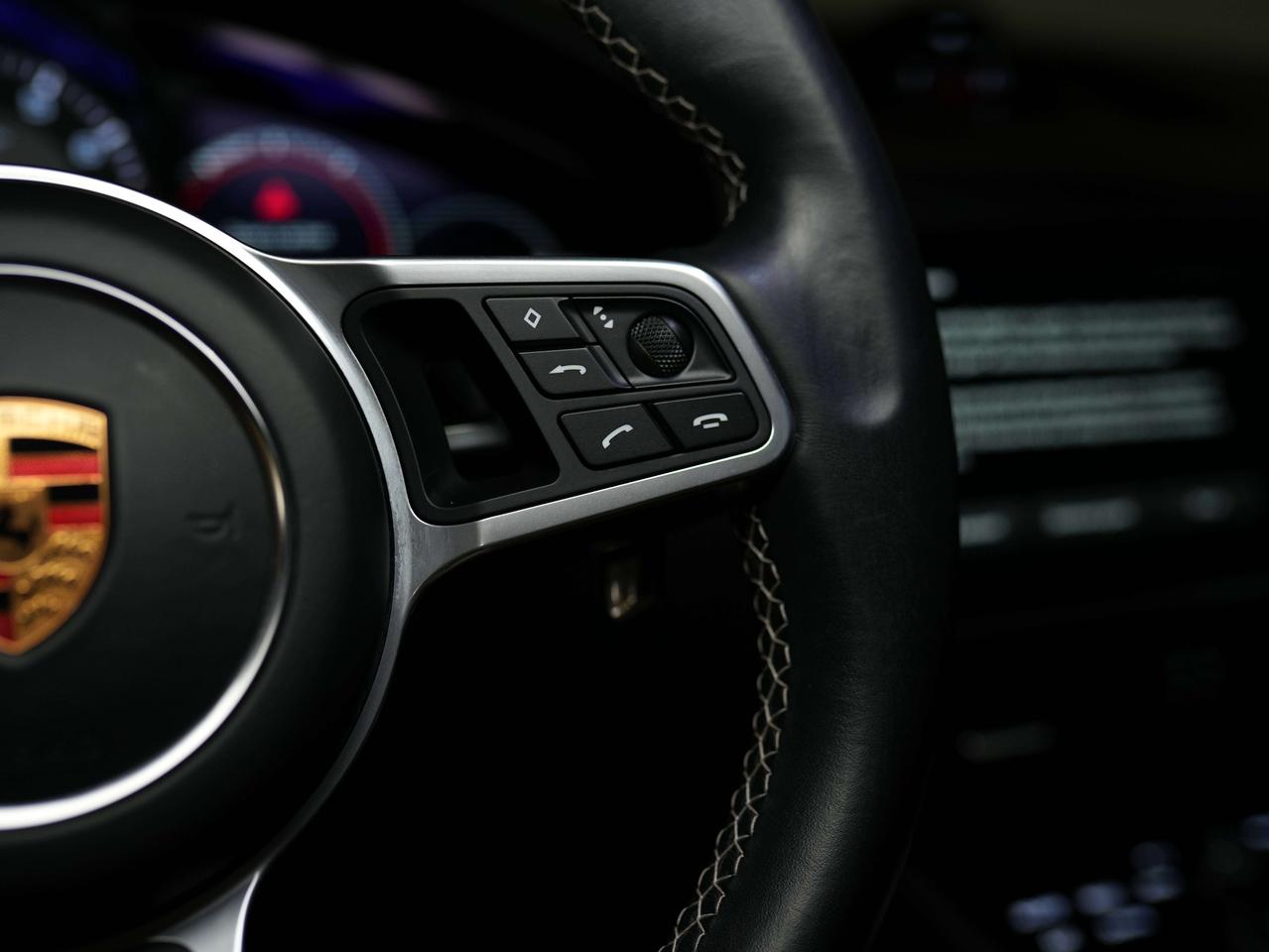 2023 Porsche Cayenne PREMIUM PKG | PANO | 21 IN Photo