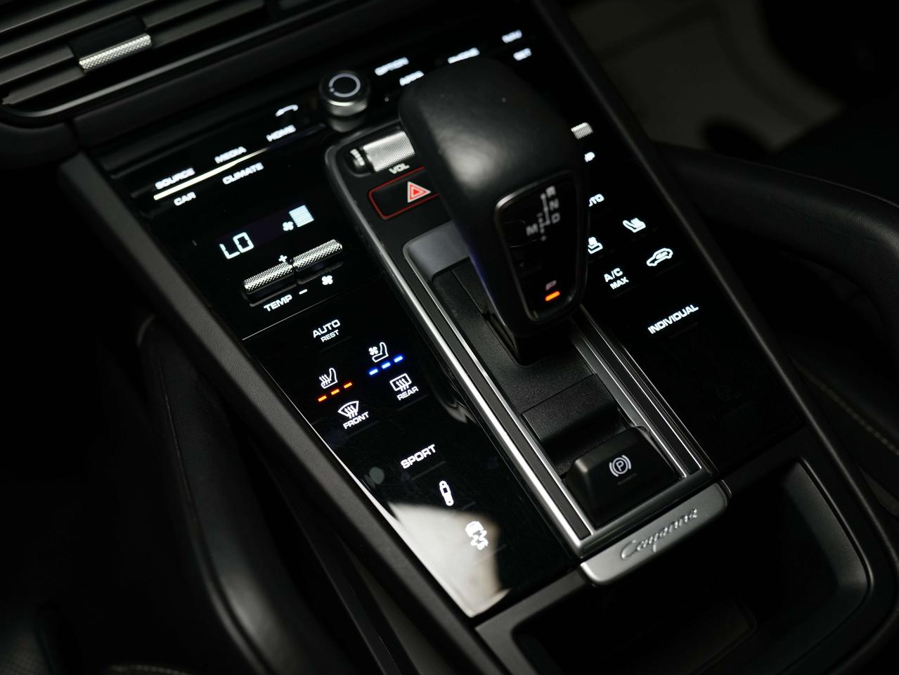 2023 Porsche Cayenne PREMIUM PKG | PANO | 21 IN Photo