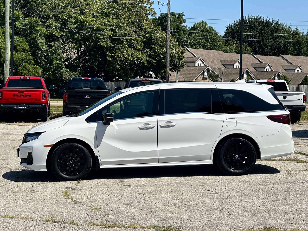 2026 Honda Odyssey Sport-L | BACKUP CAMERA | BLUETOOTH | REMOTE START Photo