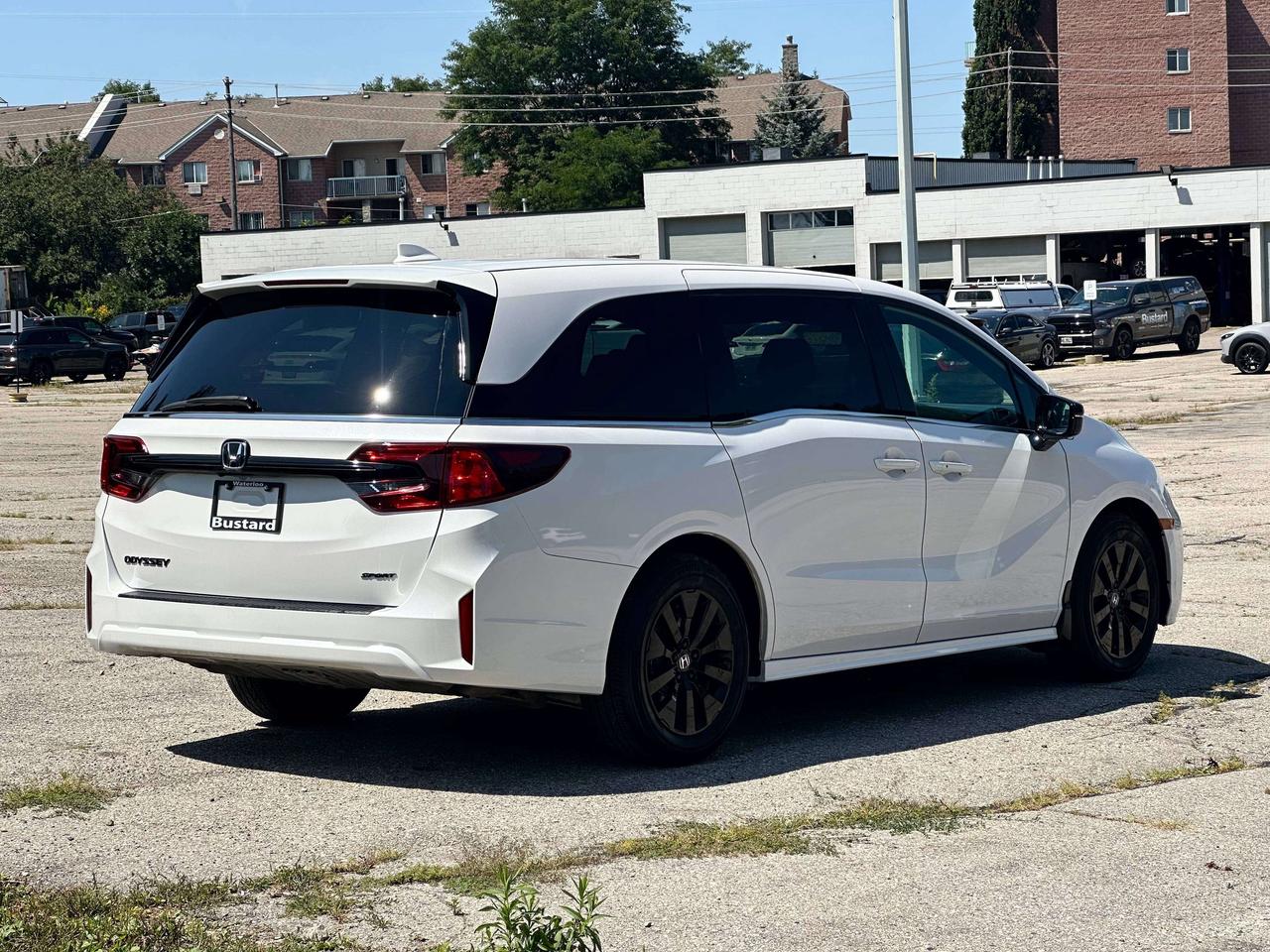 2026 Honda Odyssey Sport-L | BACKUP CAMERA | BLUETOOTH | REMOTE START Photo4