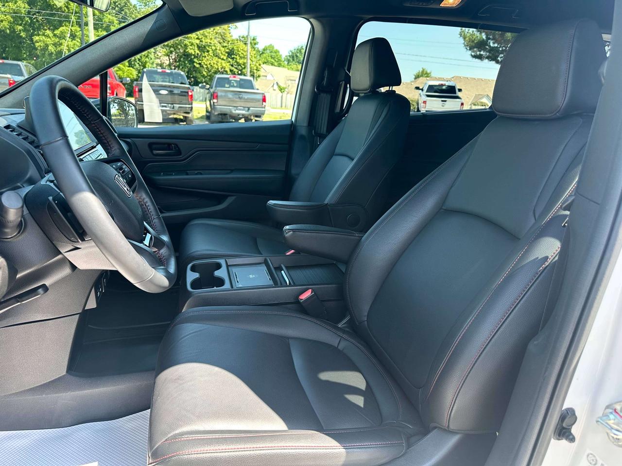 2026 Honda Odyssey Sport-L | BACKUP CAMERA | BLUETOOTH | REMOTE START Photo