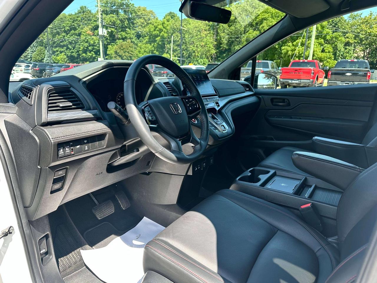 2026 Honda Odyssey Sport-L | BACKUP CAMERA | BLUETOOTH | REMOTE START Photo