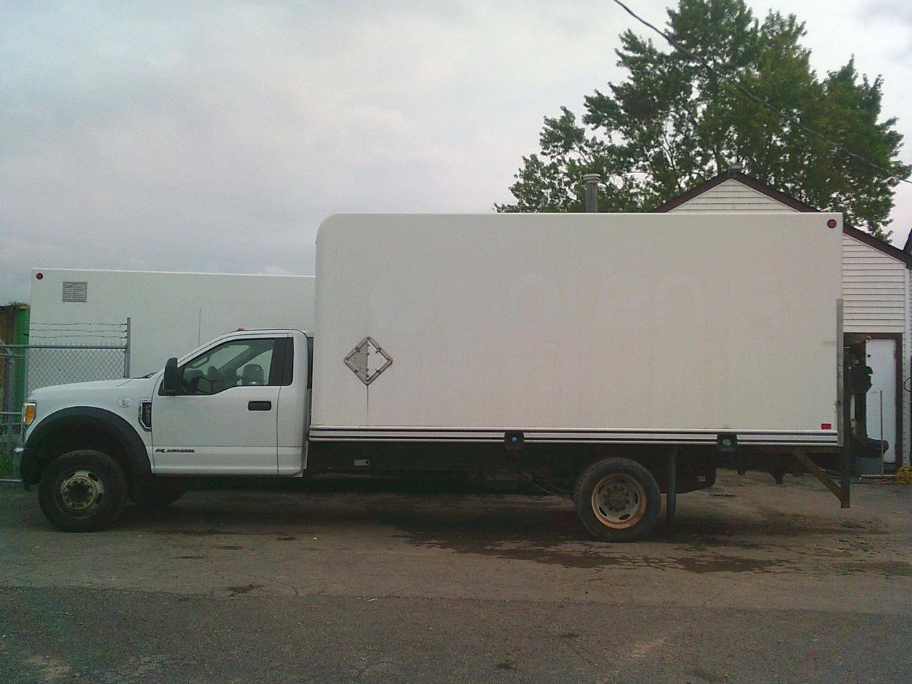 Used 2017 Ford F-550 CHASSIS SUPER DUTY XL REG CAB for sale in Fenwick, ON
