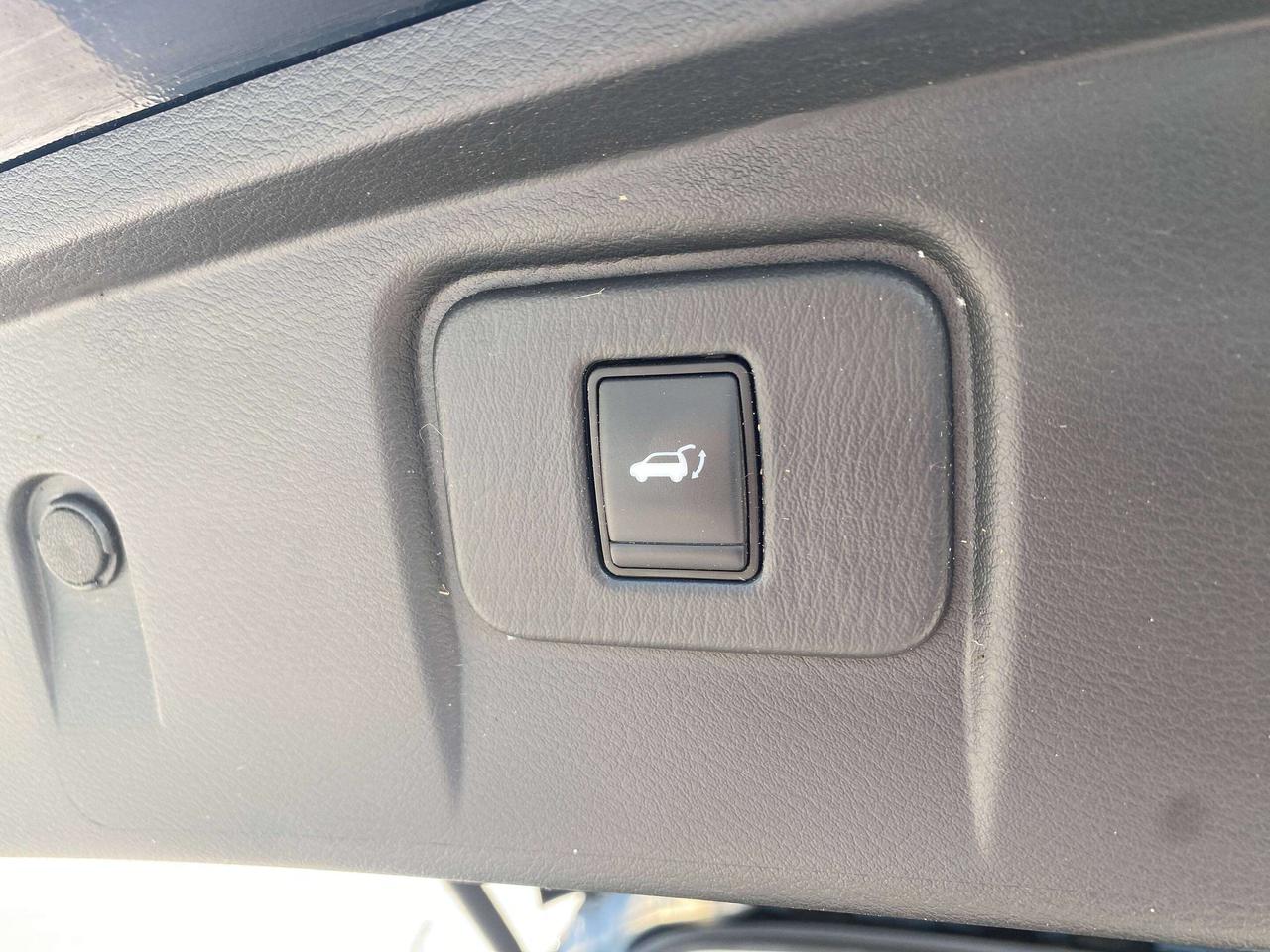 2019 Nissan Murano SL, CLEAN CARFAX, REMOTE START, SUNROOF, LEATHER! Photo