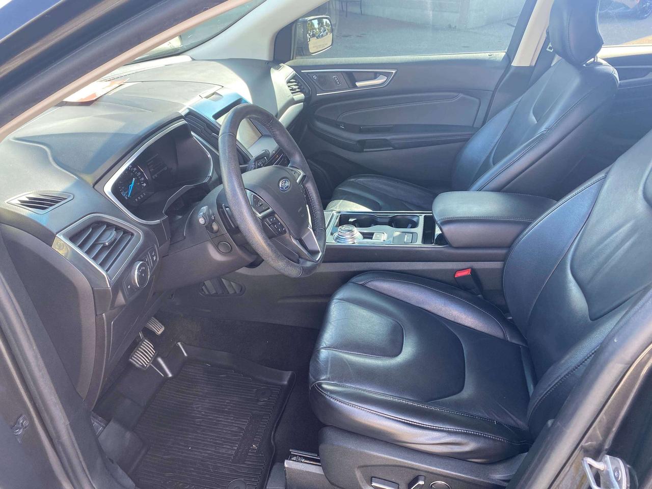 2019 Ford Edge TITANIUM, CLEAN CARFAX, AWD, LEATHER, REMOTE START - Photo #11