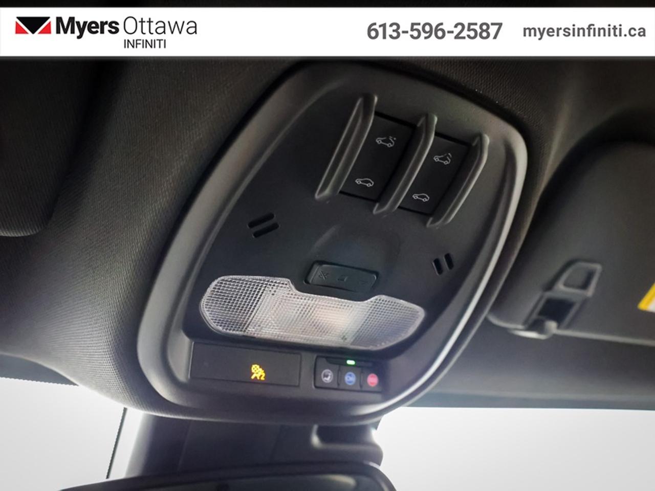 2024 Buick Envista Avenir   Moonroof, Heated Leather Seats, Low KMS Photo