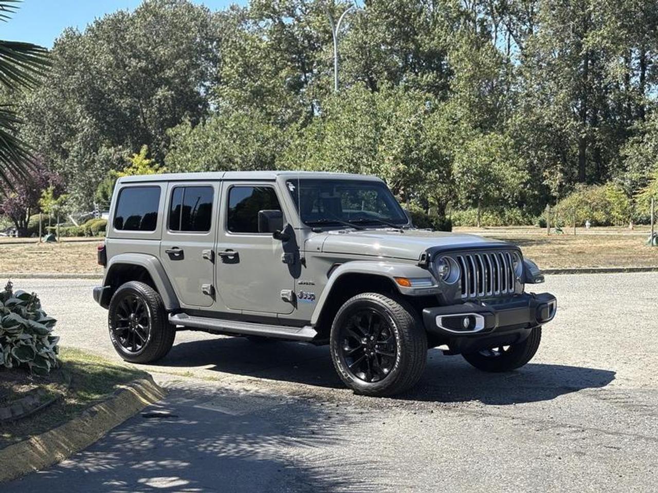 Used 2021 Jeep Wrangler 4xe Sahara 4x4 Plug-In Hybrid for sale in Burnaby, BC