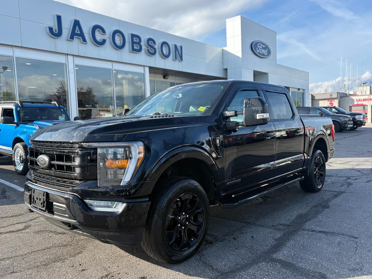 2023 Ford F-150 XLT Photo0