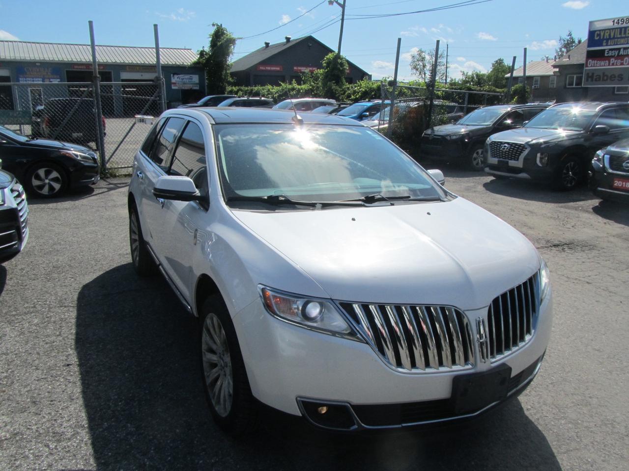 2013 Lincoln MKX AWD 4DR Photo1