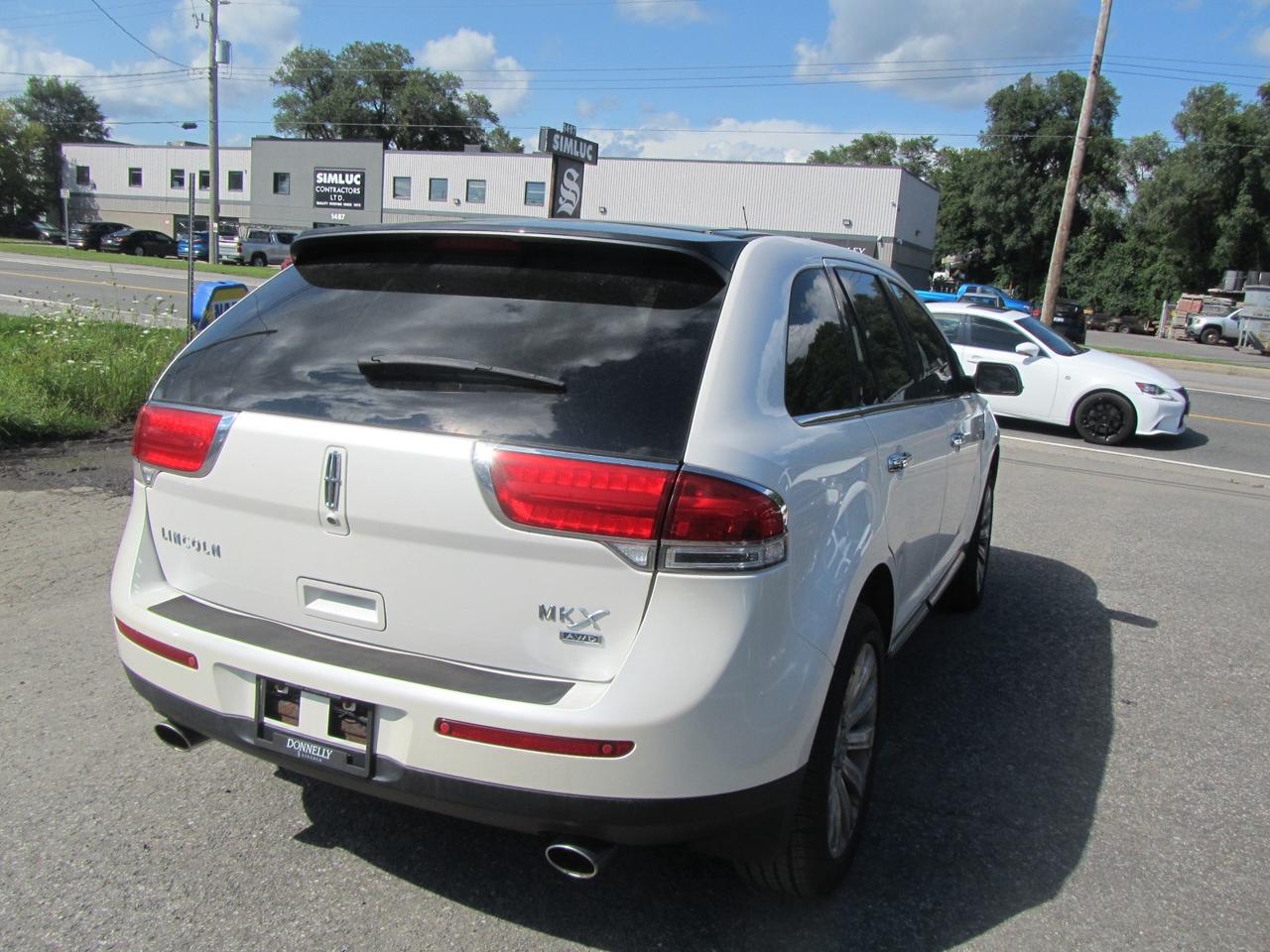 2013 Lincoln MKX AWD 4DR Photo