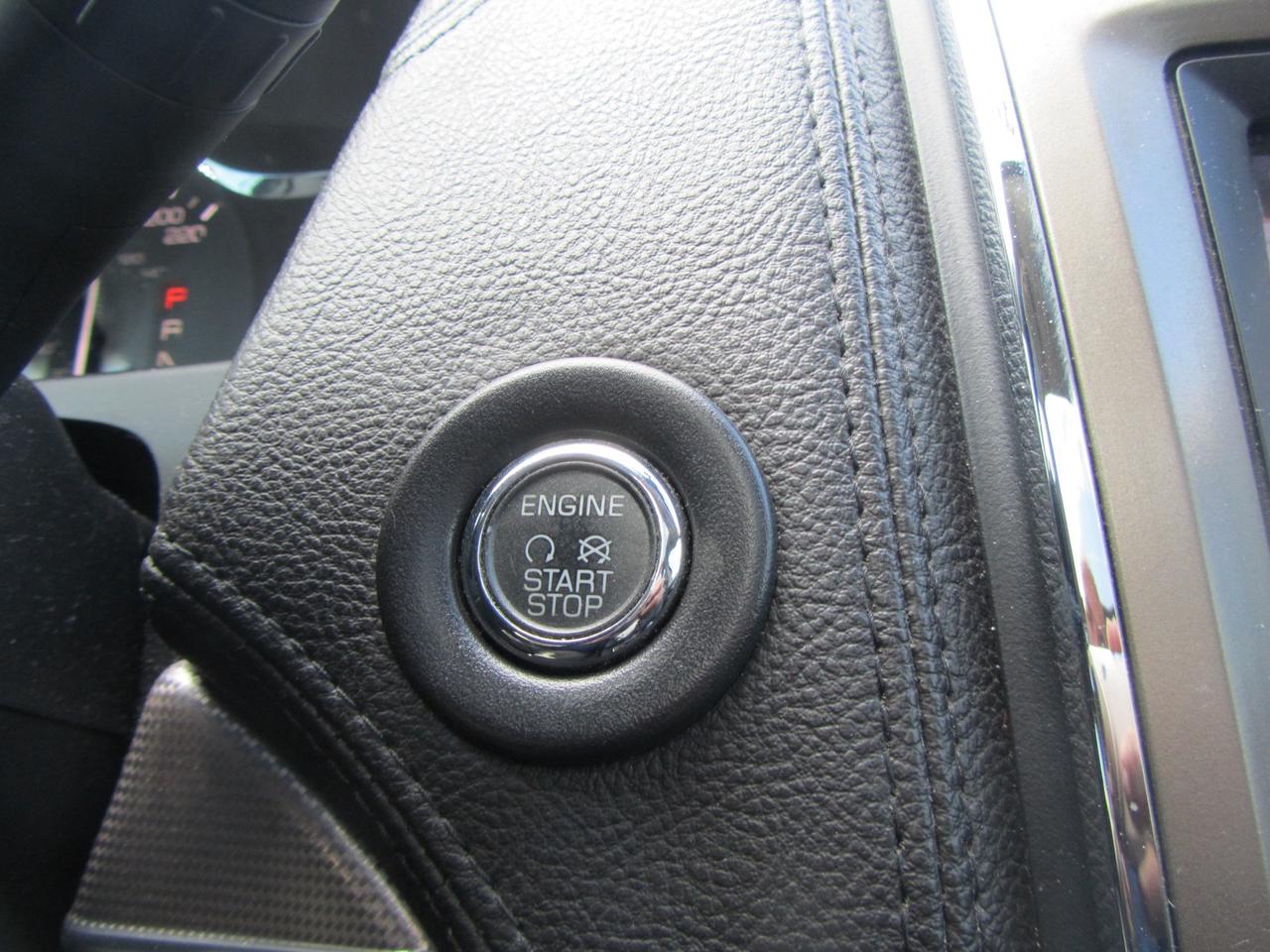 2013 Lincoln MKX AWD 4DR Photo