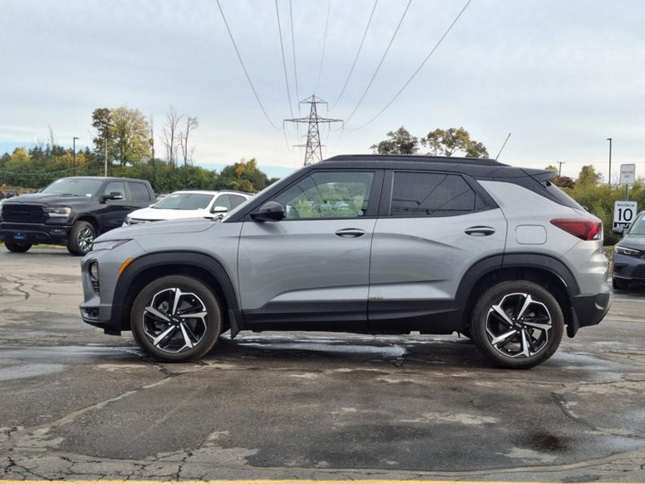 2023 Chevrolet TrailBlazer RS AWD | Convenience PKG | Rear Parking Aid | Heated Seats + Steering | Split Leather and Much More! Photo5