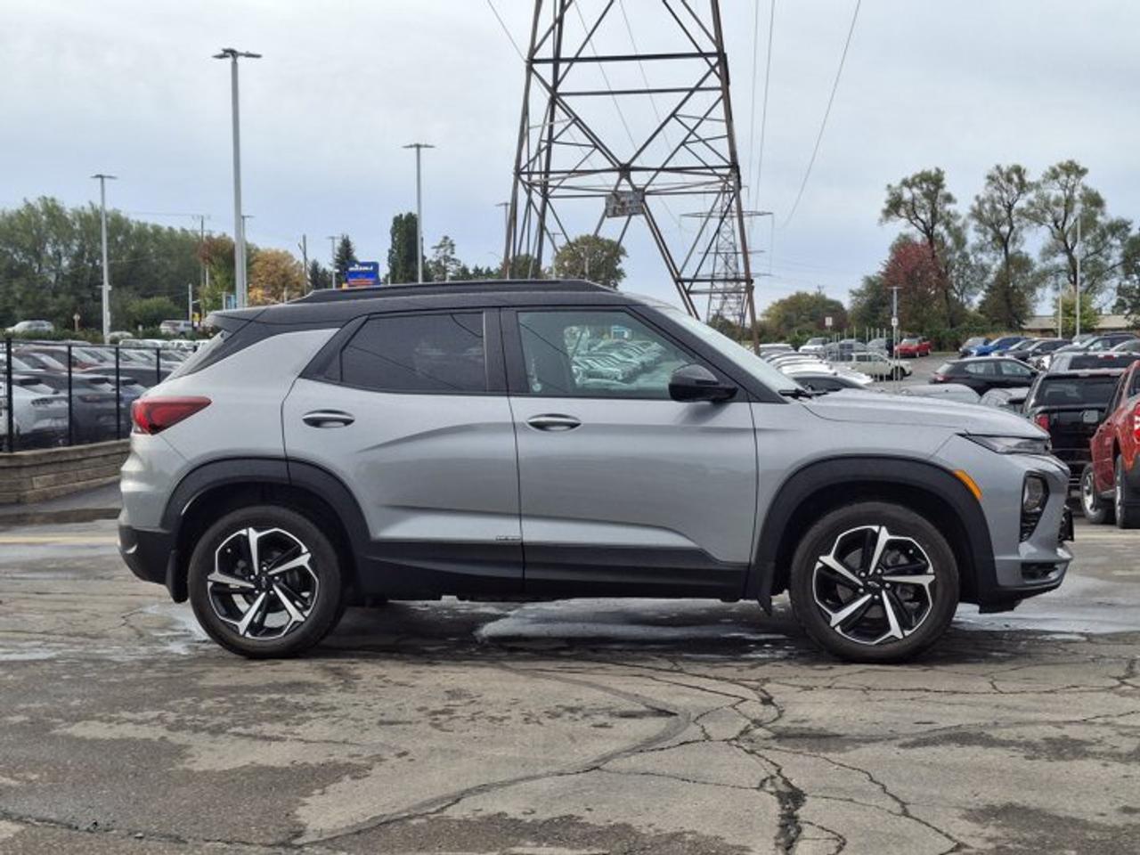 2023 Chevrolet TrailBlazer RS AWD | Convenience PKG | Rear Parking Aid | Heated Seats + Steering | Split Leather and Much More! Photo