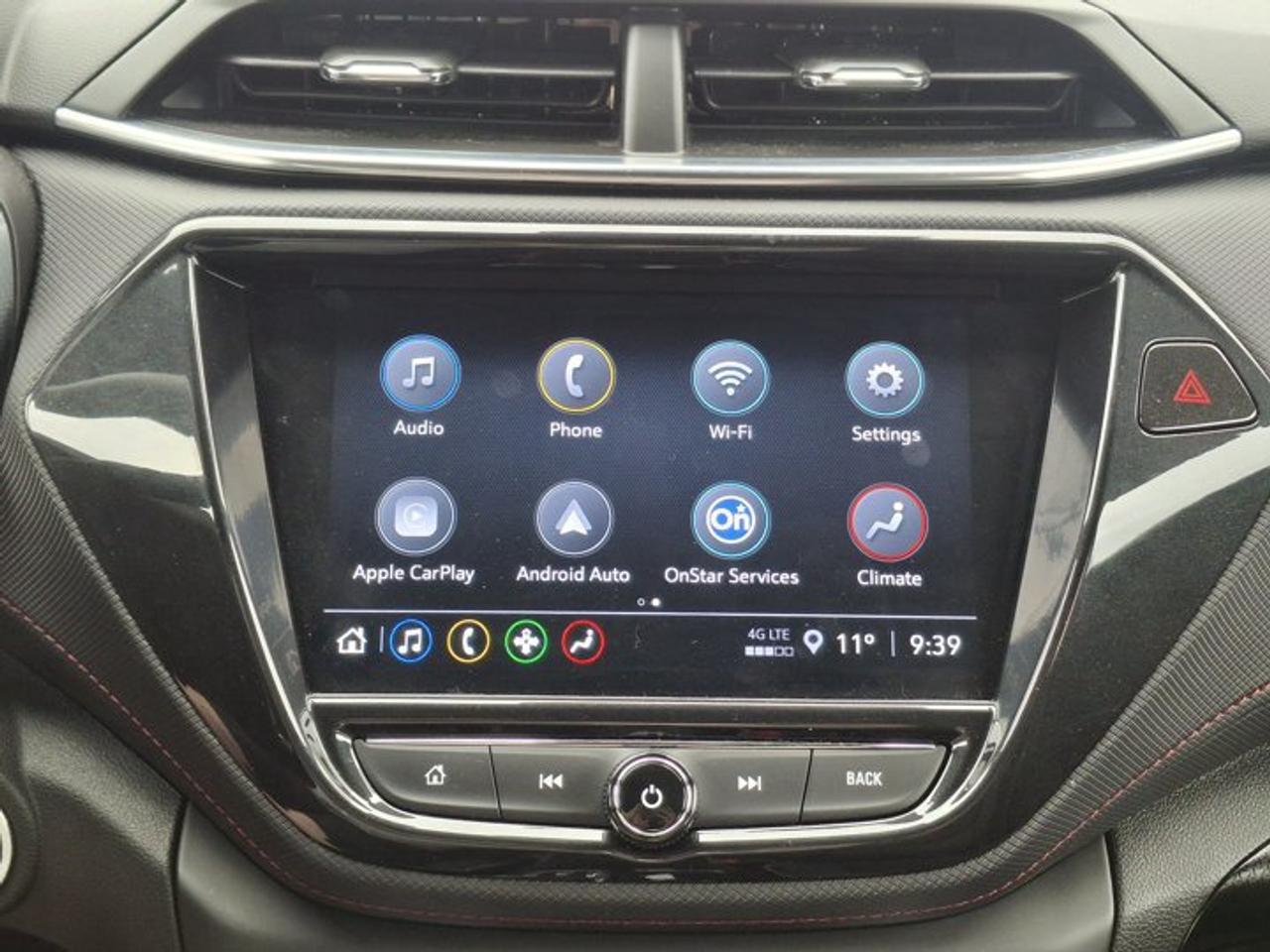 2023 Chevrolet TrailBlazer RS AWD | Convenience PKG | Rear Parking Aid | Heated Seats + Steering | Split Leather and Much More! Photo