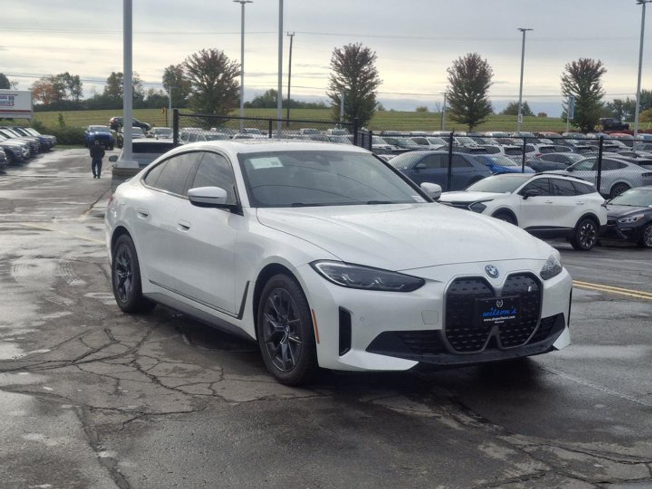 2023 BMW i4 eDrive35 | Sunroof | Nav | Leather | Heated Steering | LED Headlights | and Much More! Photo
