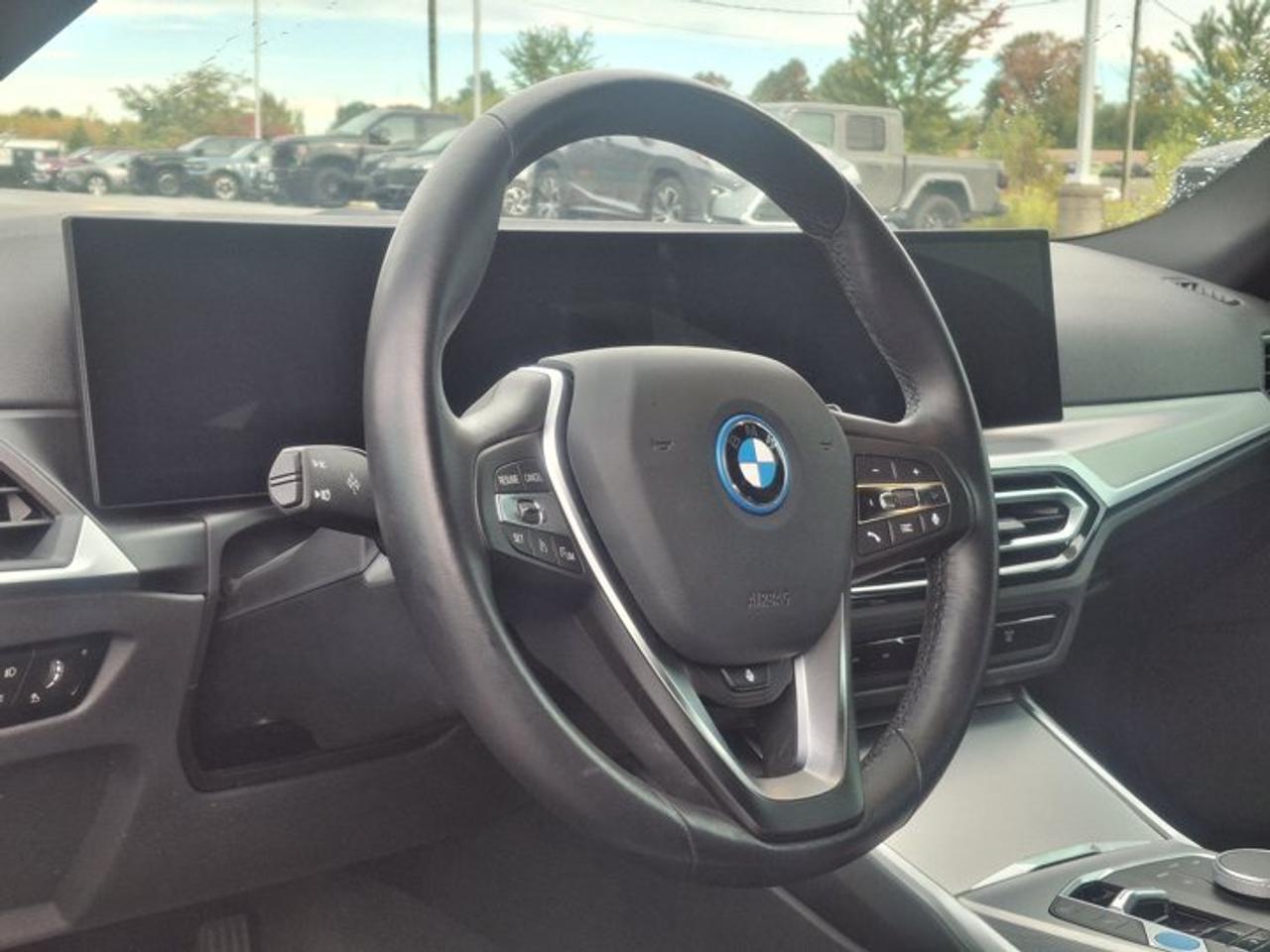 2023 BMW i4 eDrive35 | Sunroof | Nav | Leather | Heated Steering | LED Headlights | and Much More! Photo