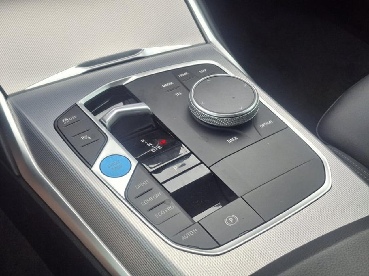 2023 BMW i4 eDrive35 | Sunroof | Nav | Leather | Heated Steering | LED Headlights | and Much More! Photo