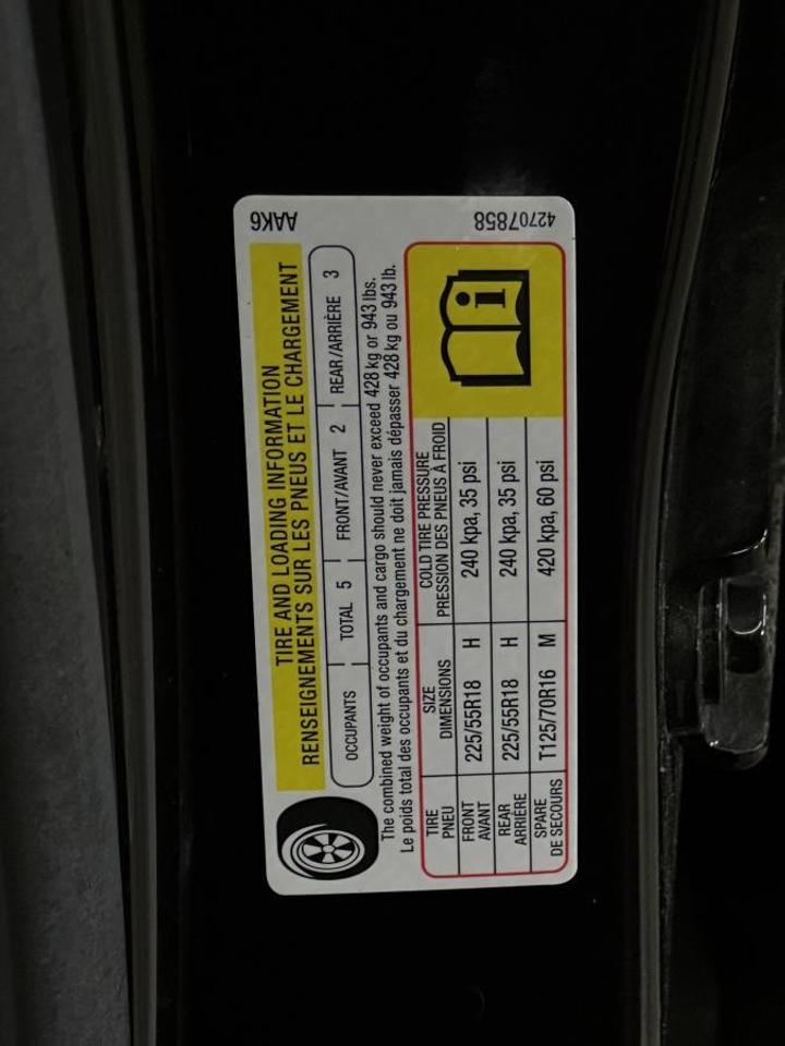 2022 Buick Encore GX Preferred PREFERRED/AWD/13000KM/OFF 1 OWNER GMAC LEASE! Photo