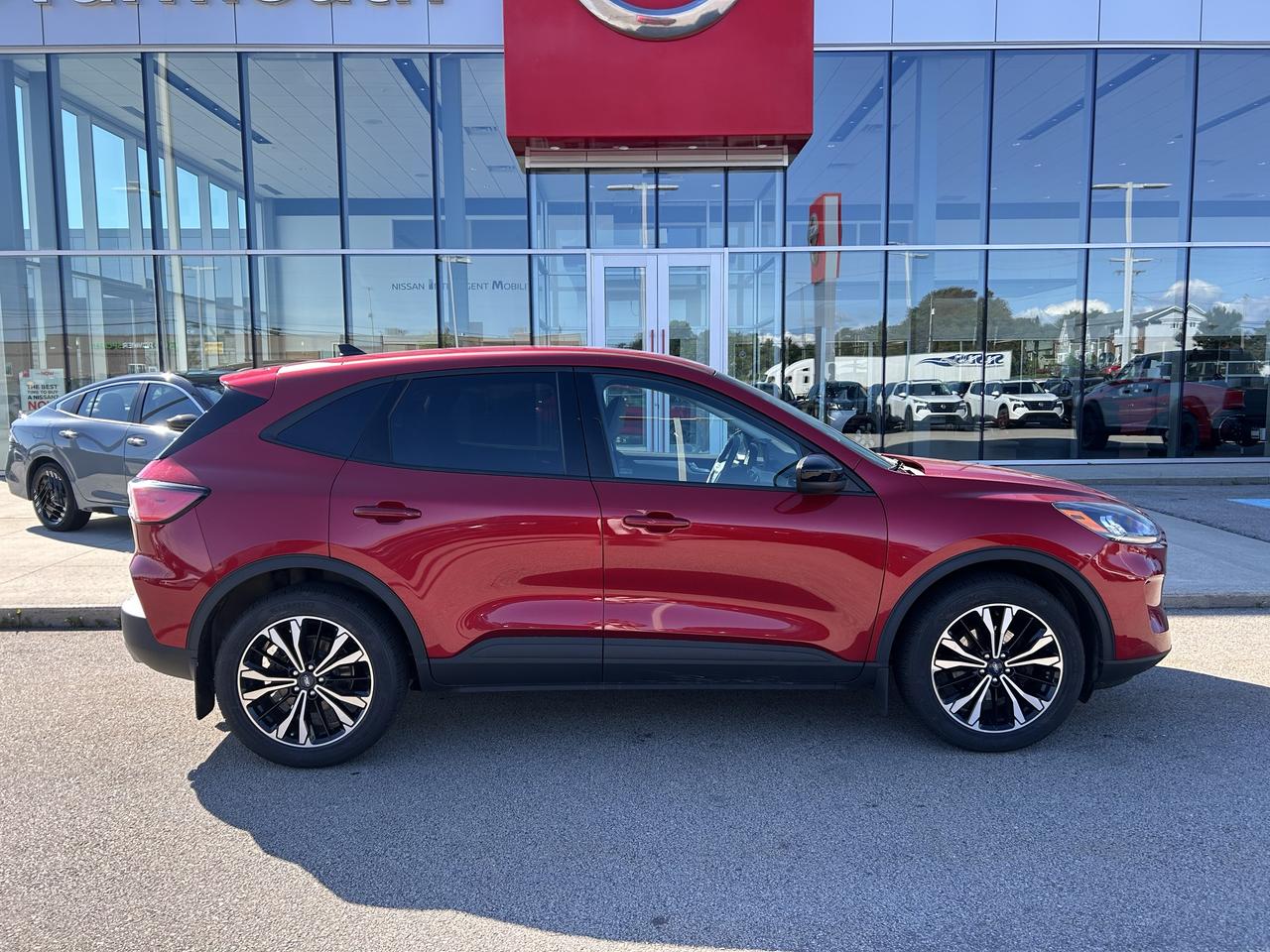 2021 Ford Escape SE 1.5 TURBO Photo1