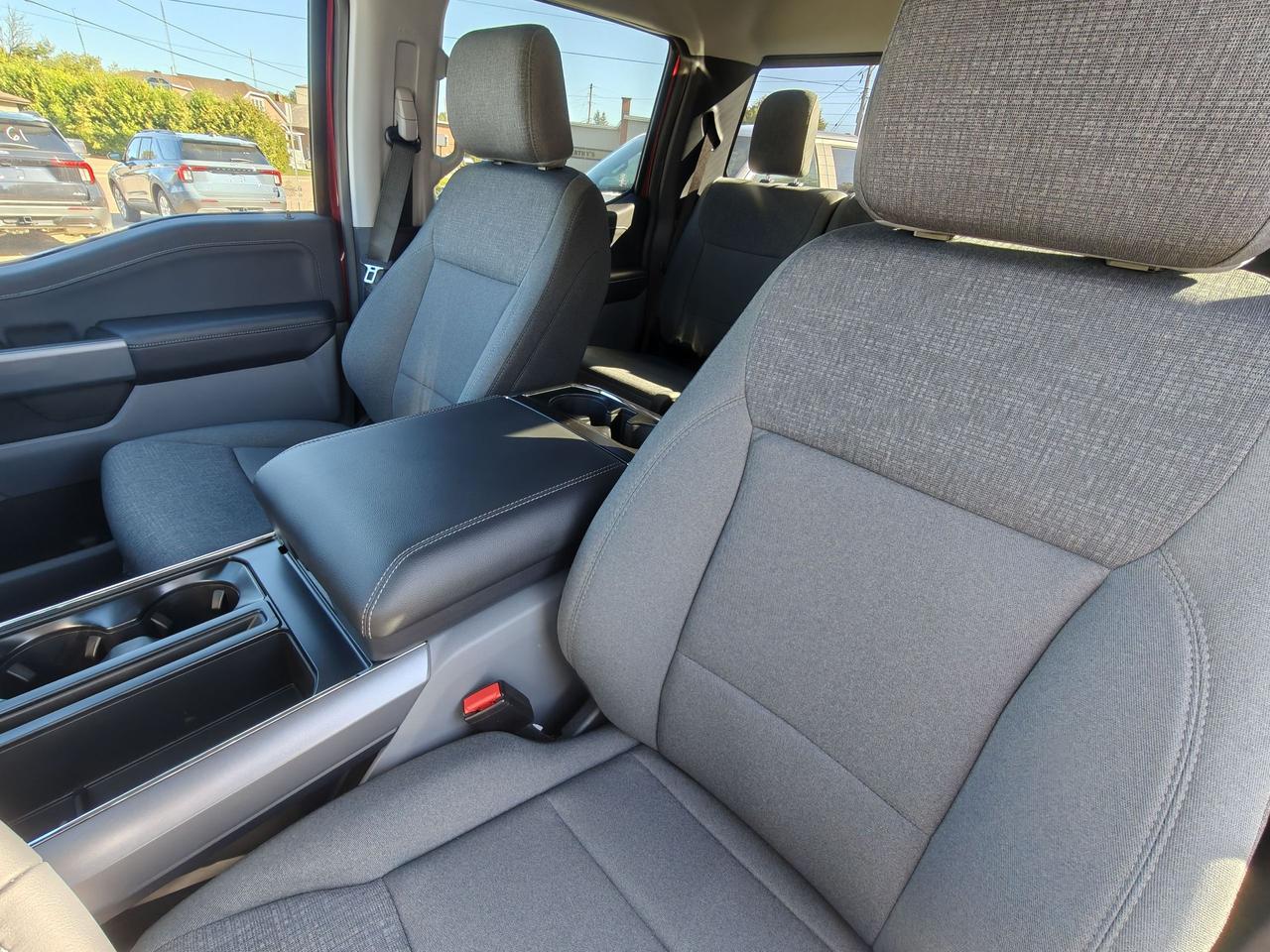 2026 Ford F-150 4X4 SUPERCREW XLT 5.0L 302A Photo