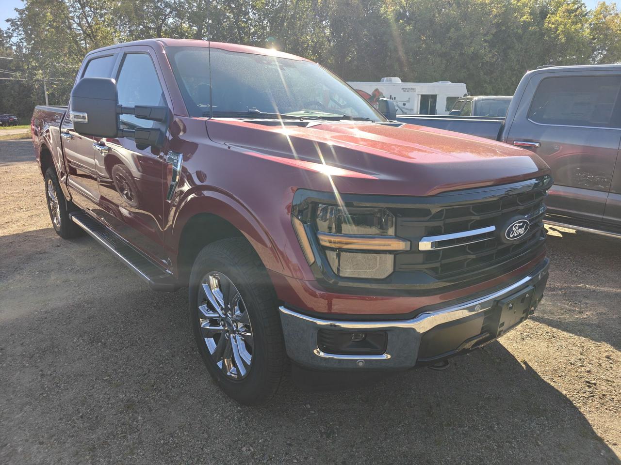 2026 Ford F-150 4X4 SUPERCREW XLT 5.0L 302A Photo3