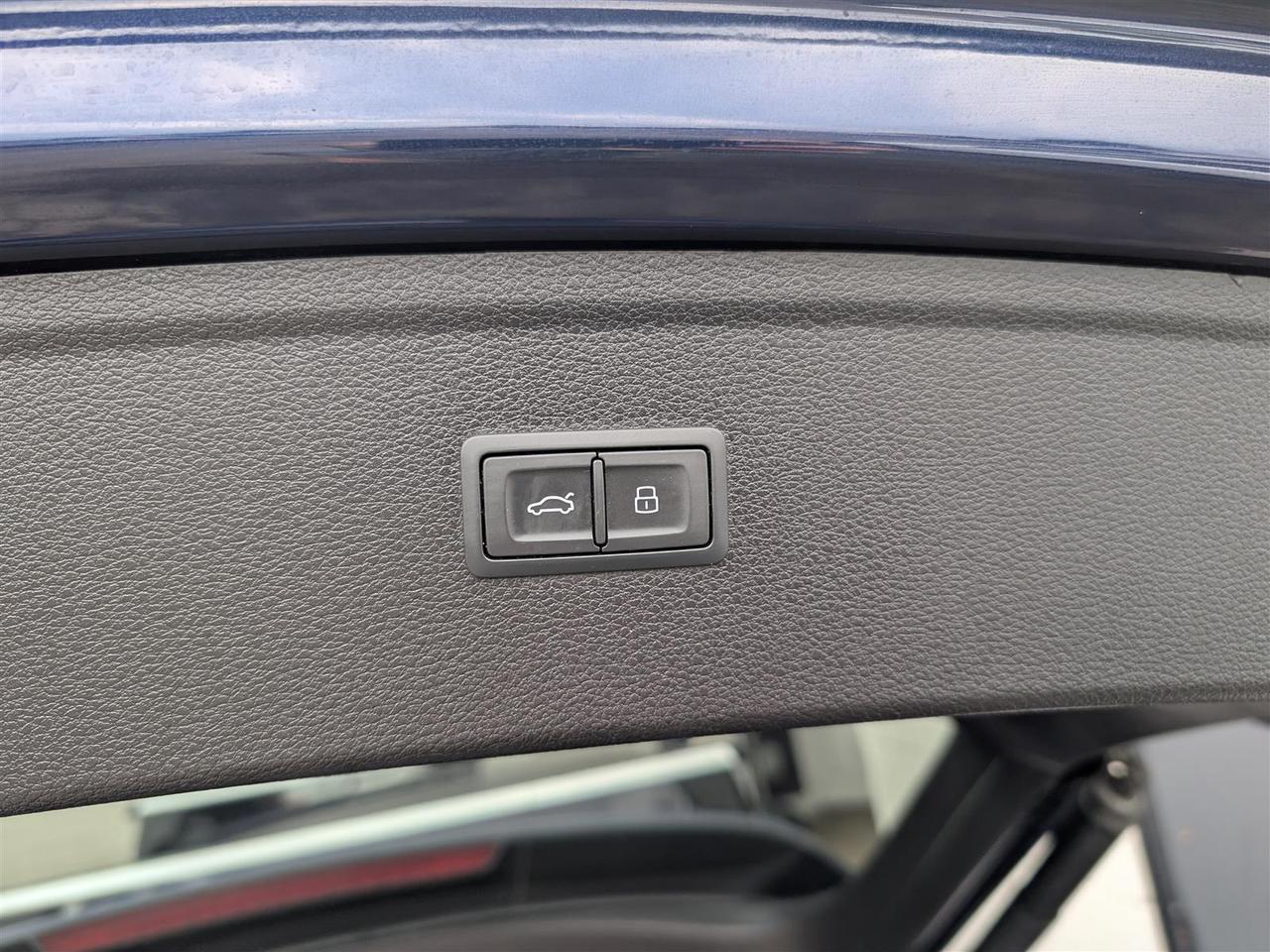 2024 Audi Q5 QTRO - LEATHER - HTD SEATS - TECH FEATS Photo