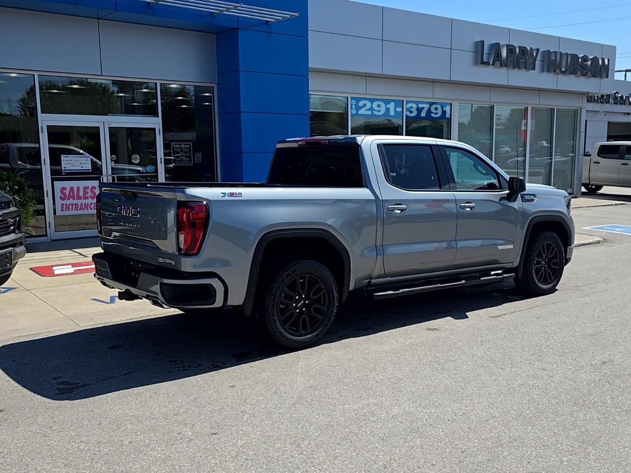 2026 GMC Sierra 1500 Crew Cab Short Box 4-Wheel Drive Elevation Photo2