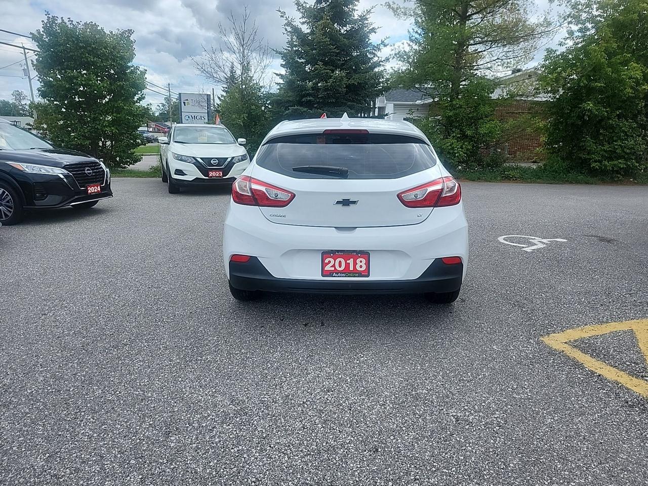 2018 Chevrolet Cruze AUTO-AC-HEATED SEATS -APPLE CAR PLAY-ANDROID AUTO Photo3