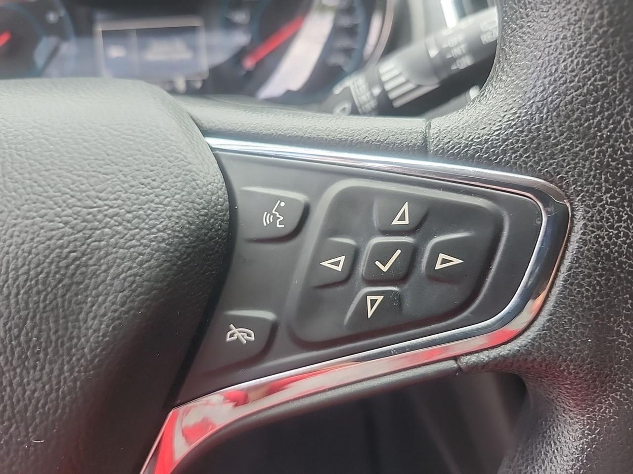 2018 Chevrolet Cruze AUTO-AC-HEATED SEATS -APPLE CAR PLAY-ANDROID AUTO Photo