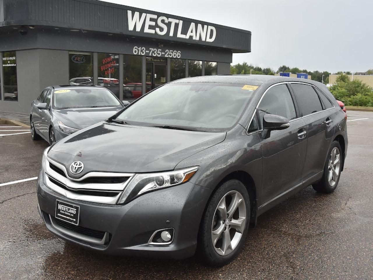 Used 2016 Toyota Venza LIMITED for sale in Pembroke, ON