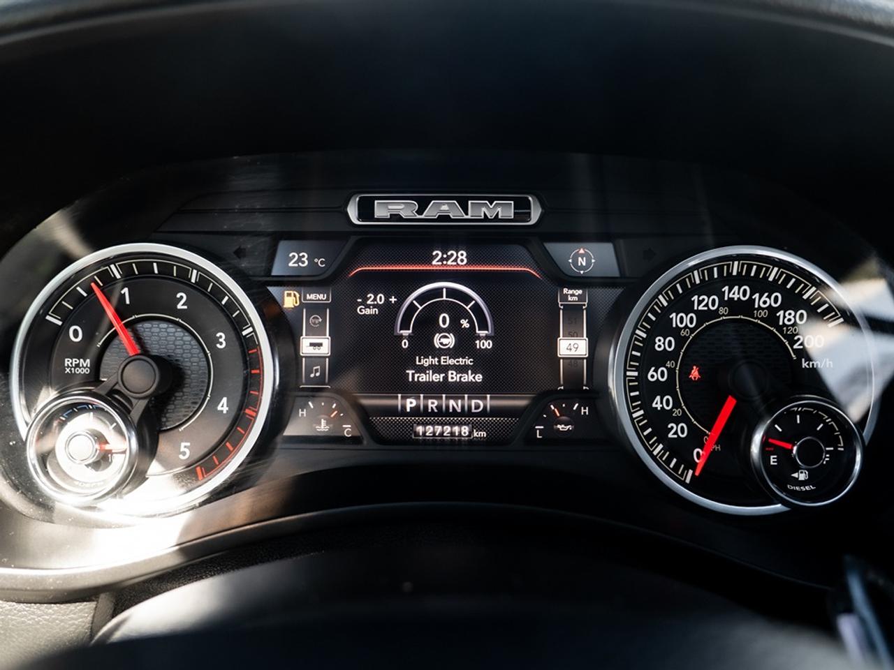 2019 RAM 2500 Laramie 4x4 Crew Cab 6'4" Box Photo40