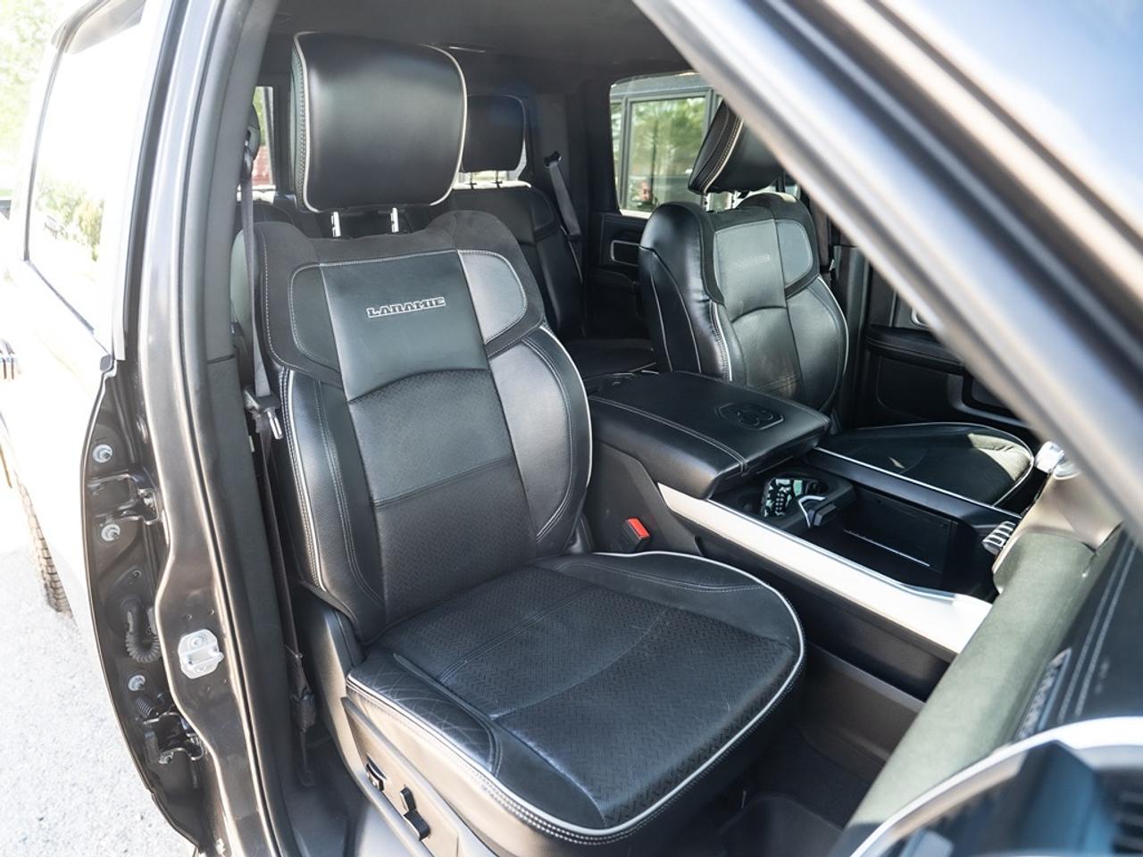 2019 RAM 2500 Laramie 4x4 Crew Cab 6'4" Box Photo44