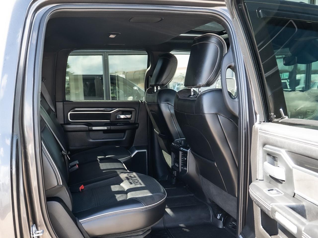 2019 RAM 2500 Laramie 4x4 Crew Cab 6'4" Box Photo20