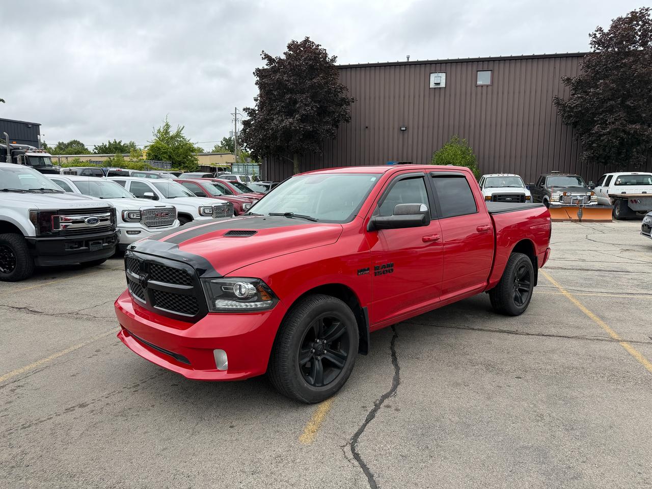 Used 2017 RAM 1500 4WD CREW CAB 140.5