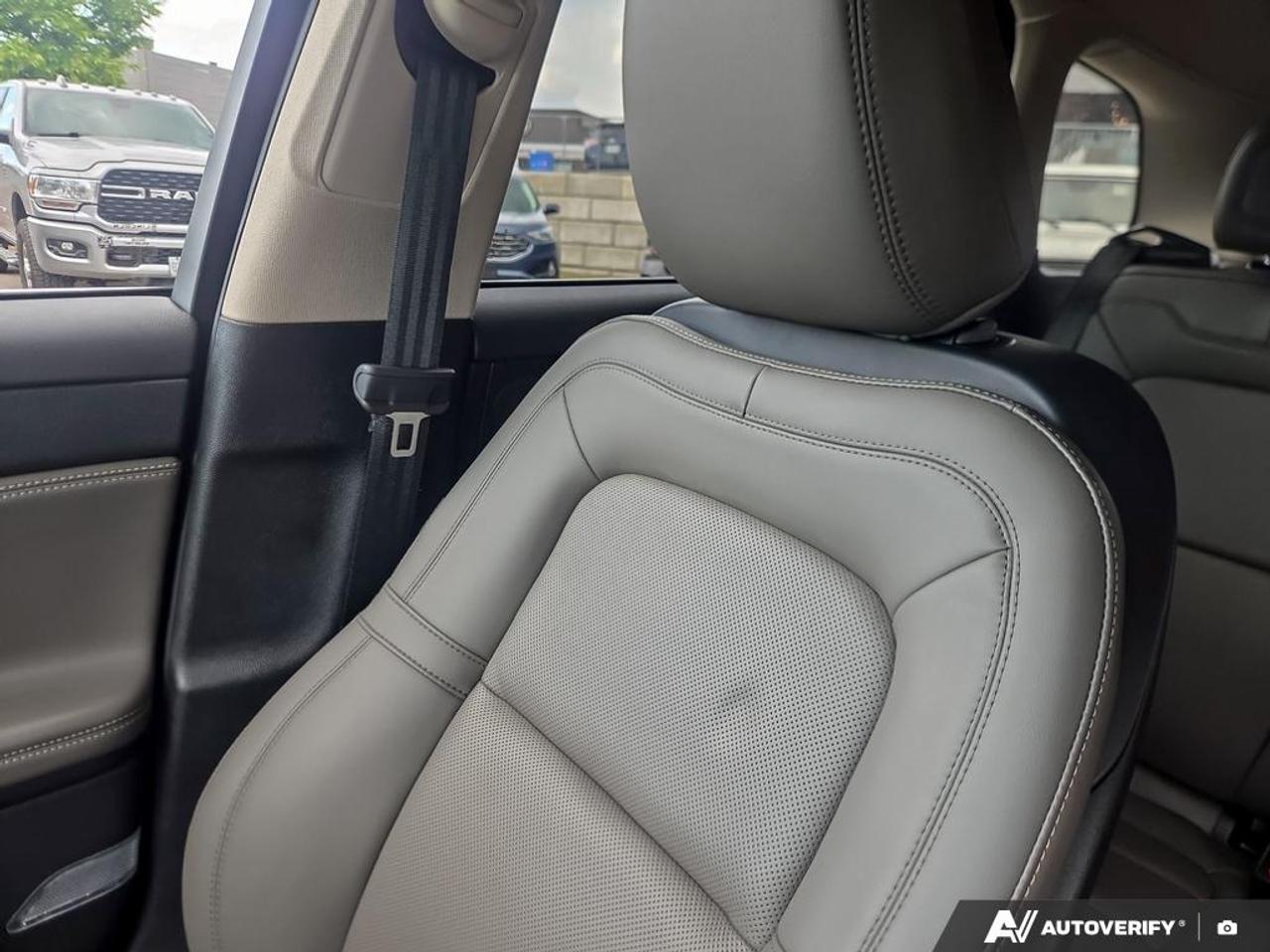 2024 Lincoln Corsair Reserve ONE OWNER | NO ACCIDENTS Photo