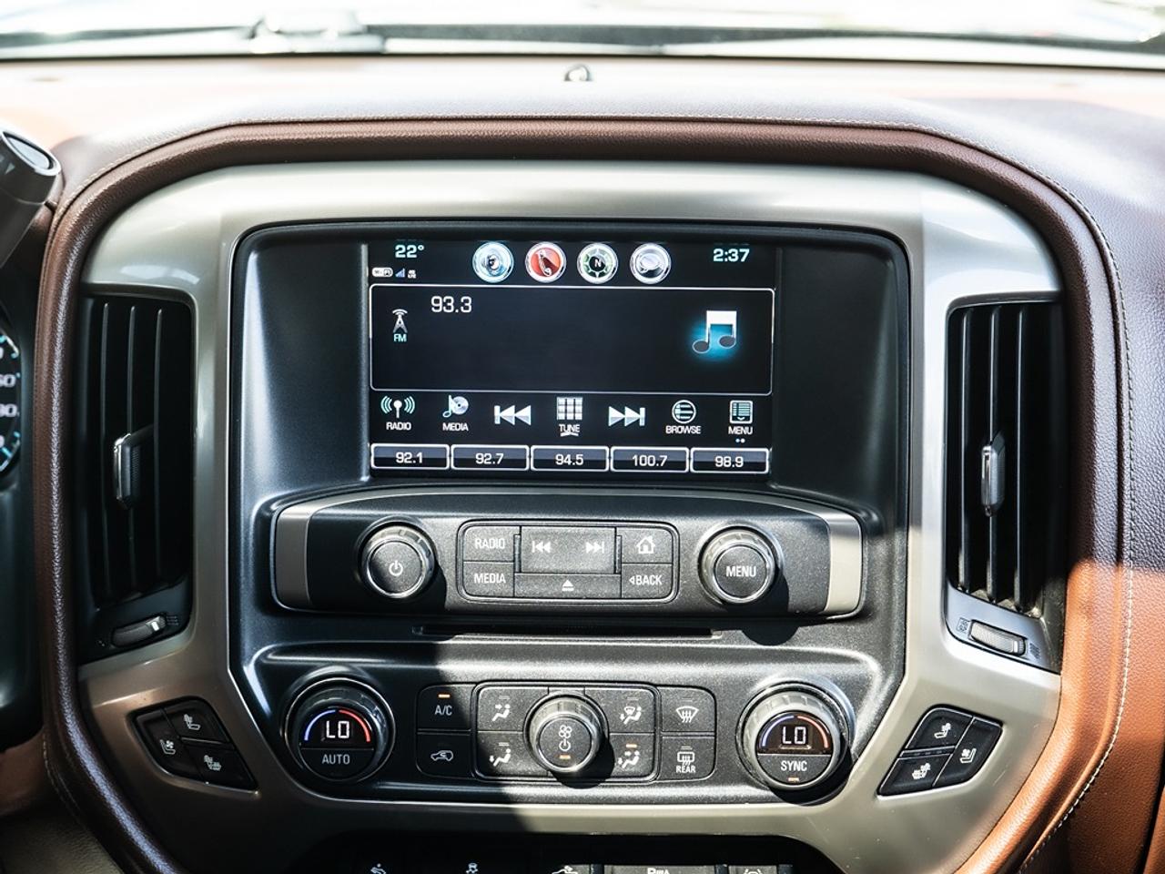 2017 Chevrolet Silverado 1500 High Country 6.2L Photo8