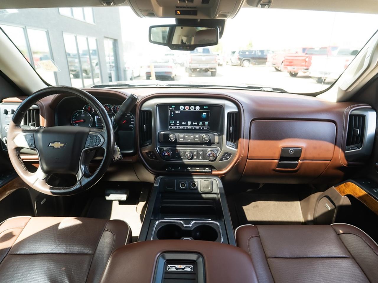 2017 Chevrolet Silverado 1500 High Country 6.2L Photo7