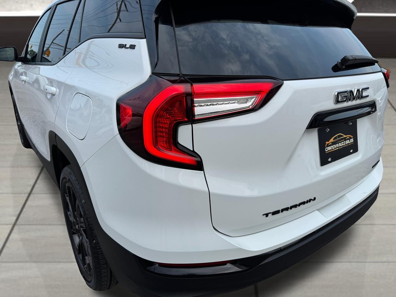 2023 GMC Terrain SLE AWD+New Brakes+ApplePlay+REMOTE START Photo