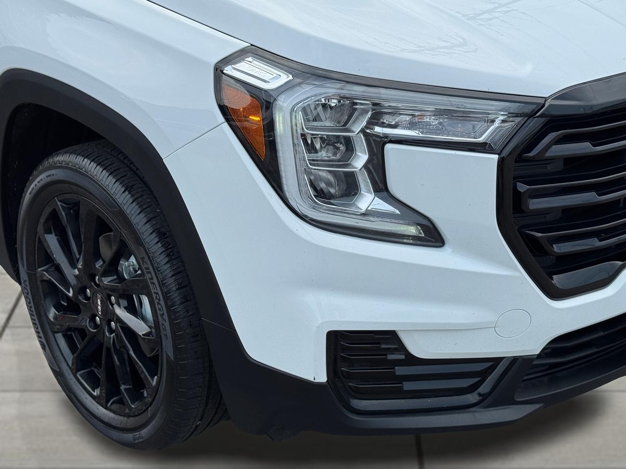 2023 GMC Terrain SLE AWD+New Brakes+ApplePlay+REMOTE START Photo