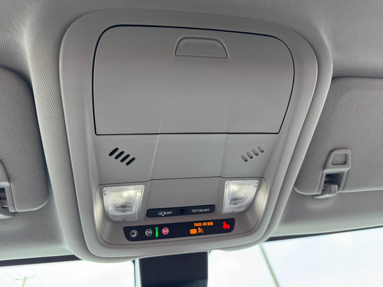 2023 GMC Terrain SLE AWD+New Brakes+ApplePlay+REMOTE START Photo