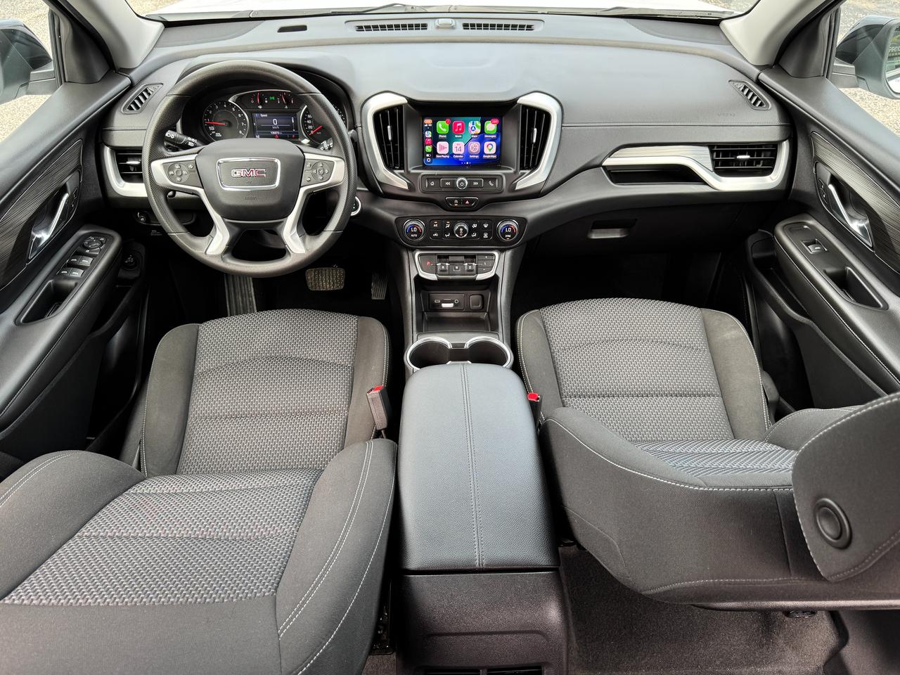2023 GMC Terrain SLE AWD+New Brakes+ApplePlay+REMOTE START Photo