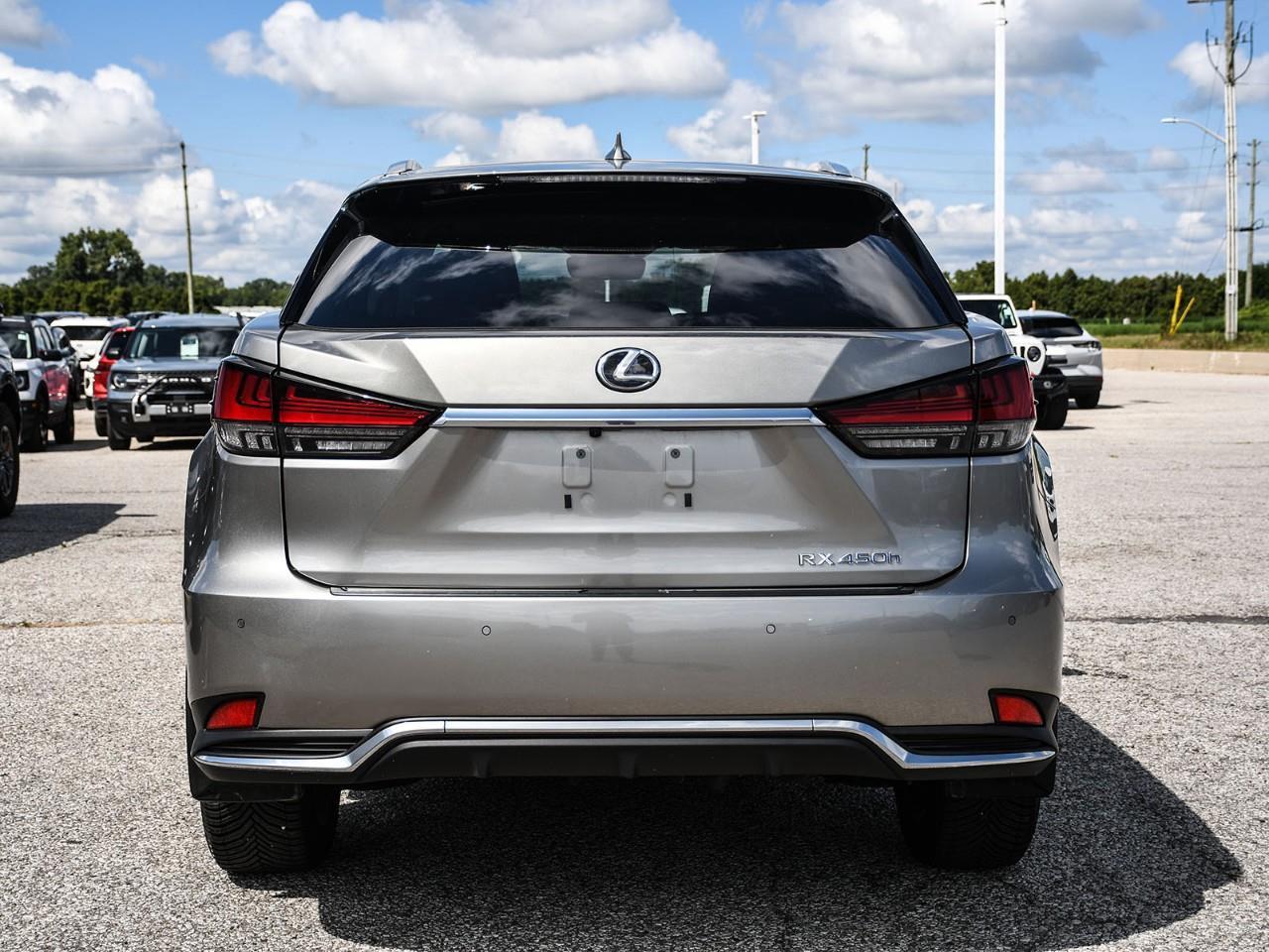 2022 Lexus RX 450h NAV | SUNROOF | HTD & COOLED SEATS | HTD STEERING Photo
